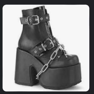 Demonia platforms women’s size 7